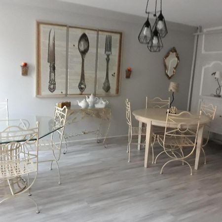 La Mongeardiere Ay-Champagne Esterno foto