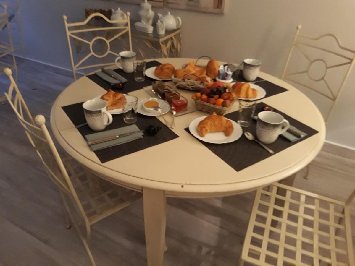 La Mongeardiere Ay-Champagne Esterno foto